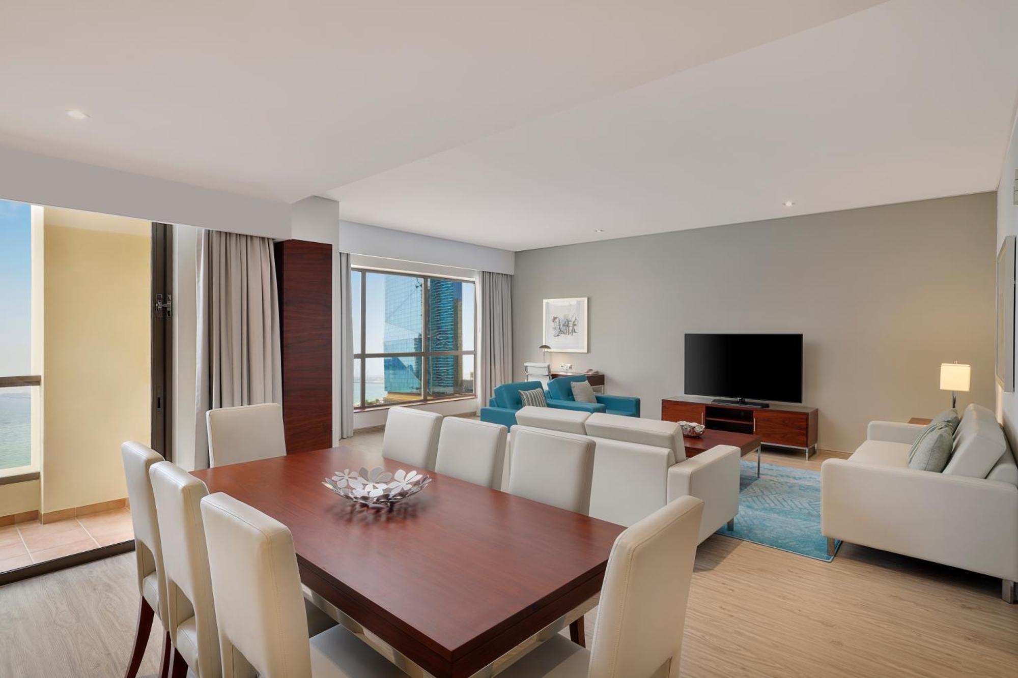 Three-Bedroom Family Suite Balcony Sea View
